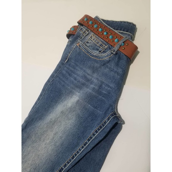 l.e.i Ashley lowrise slimboot girl jeans with stone belt, size 5 Regular New - Picture 2 of 10